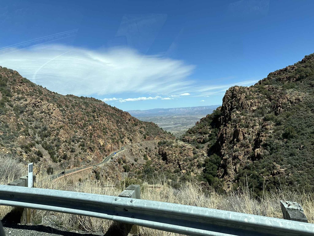 256077A5-2E68-4F78-8566-A86F251631DC_1_102_o