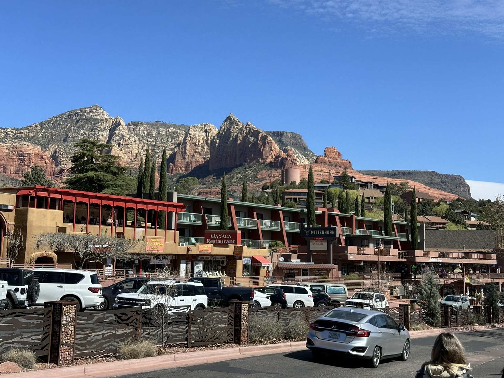 67E1FC37-5937-47F2-881E-7F4C6477370C_1_102_o