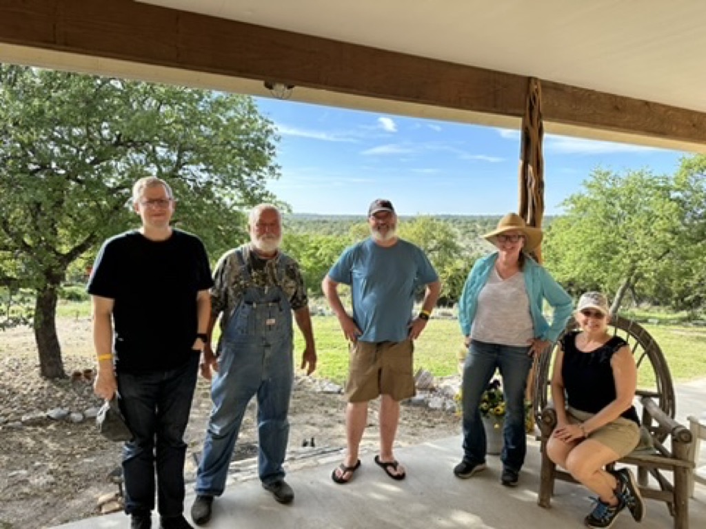 9E70B2D5-DB43-4E3A-9A66-CCBBB25B0701_4_5005_c