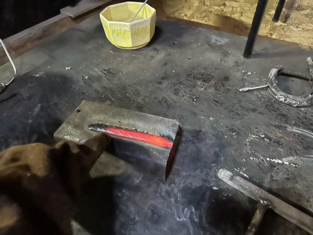 D1B2862D-22BD-4265-97F9-556DDB1DB4DC_1_105_c