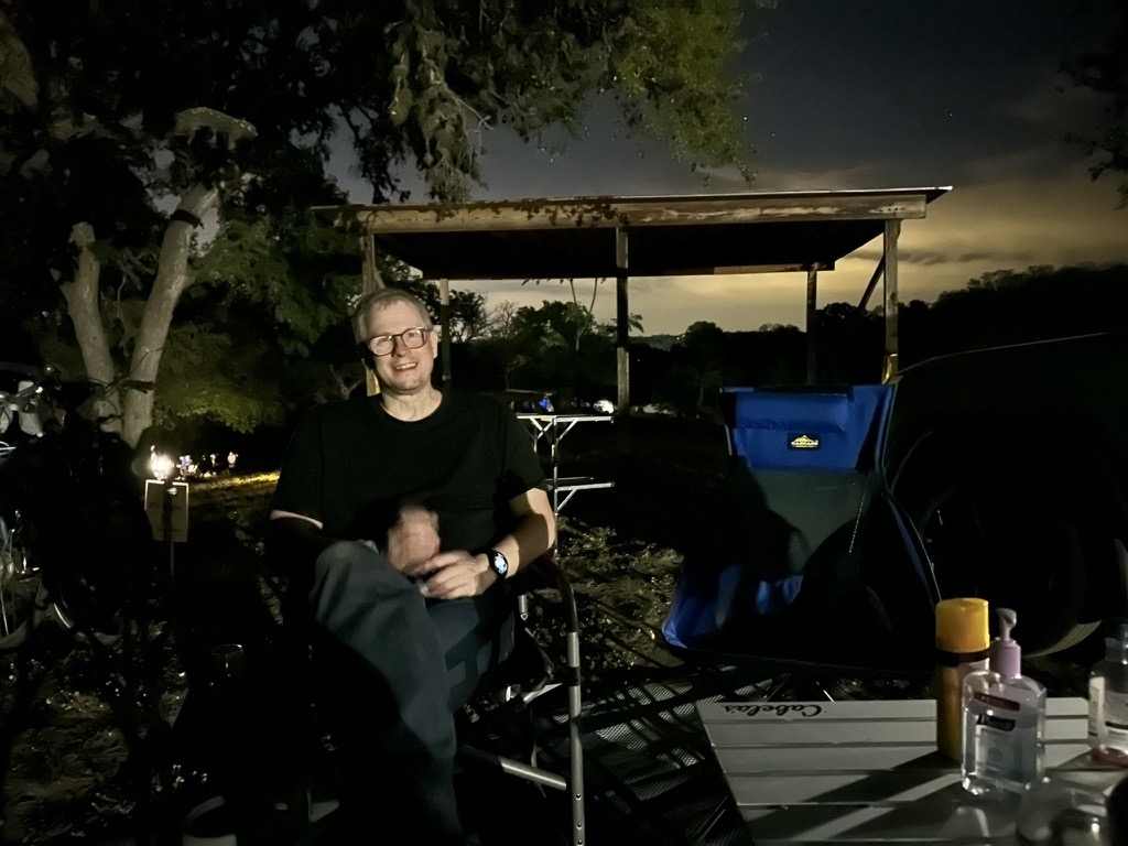 F37AFBAE-56E3-473C-8D3E-C251C688FB51_1_102_o