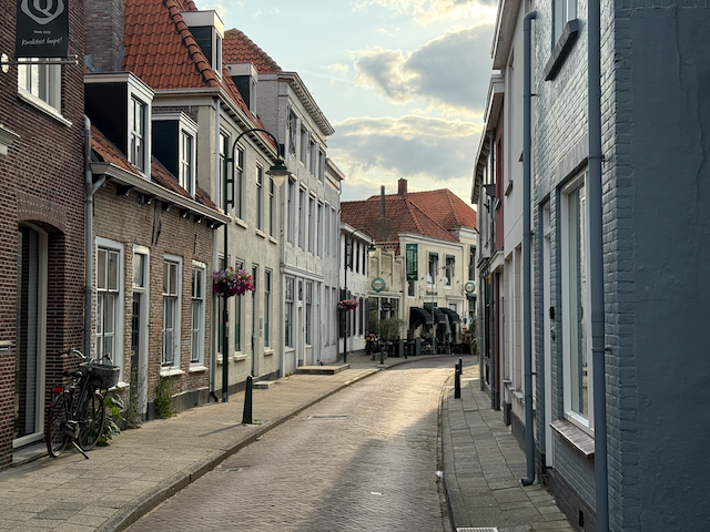 Just so so pleasent in the morning in Tholen