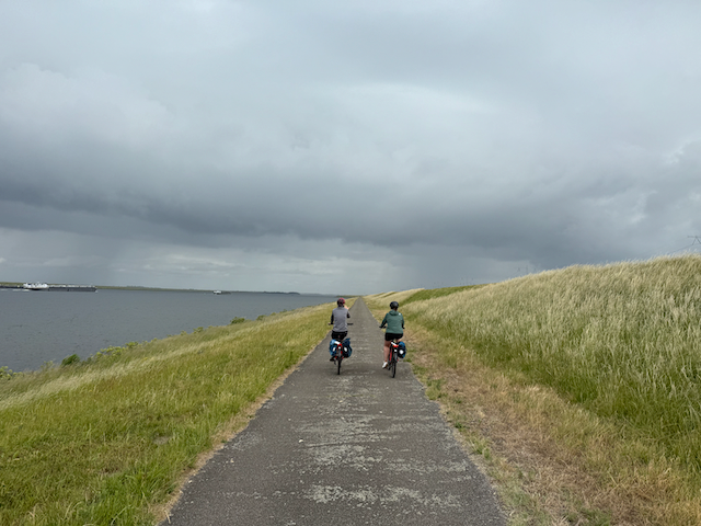 Riding along the Canal - it started raining Big not long after I took this picture.