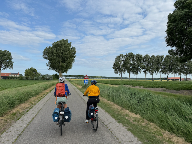 Riding away from Tholen